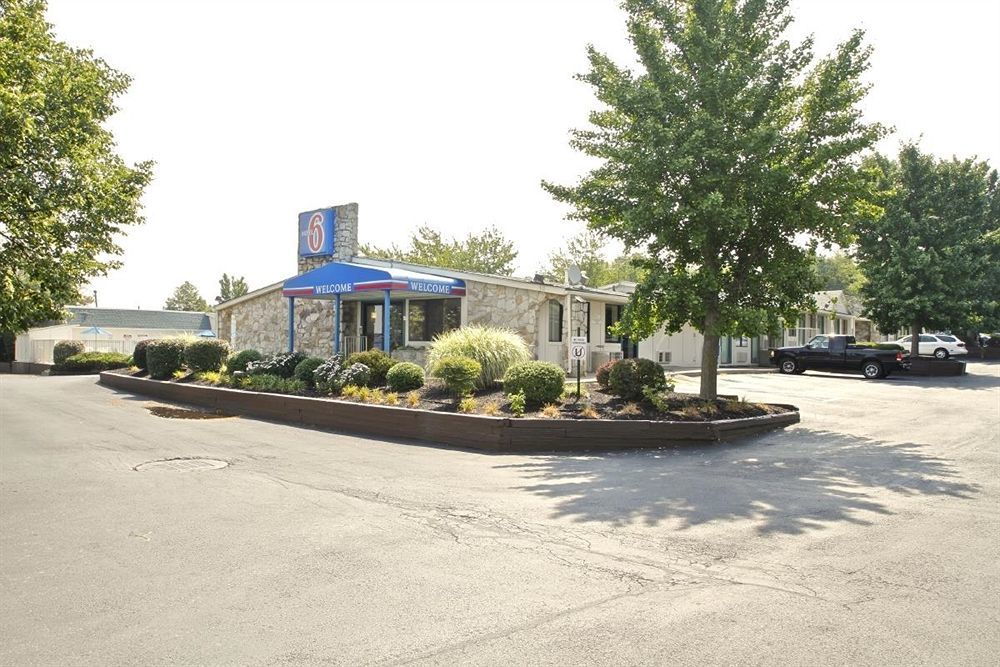 Howard Johnson By Wyndham Harrisonburg Esterno foto